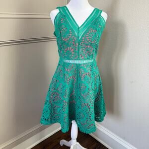 Gianni Bini Green Lace Fit & Flare Dress Coral Lining V-Neck Size S